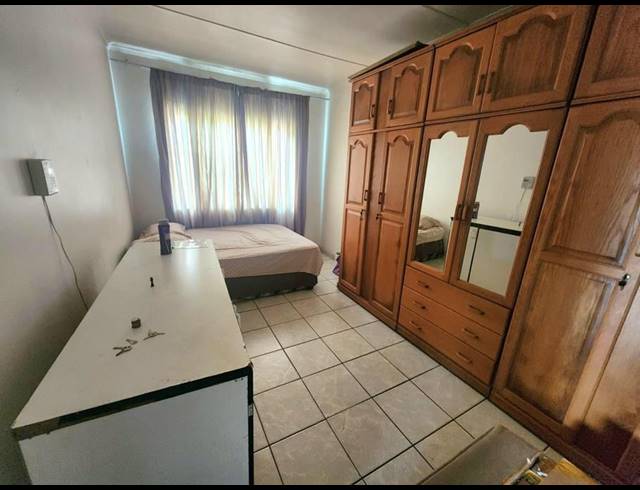 3 BEDROOM FREESTANDING TO LET IN VANROVA